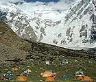 Basecamp mit Diamir-Flanke